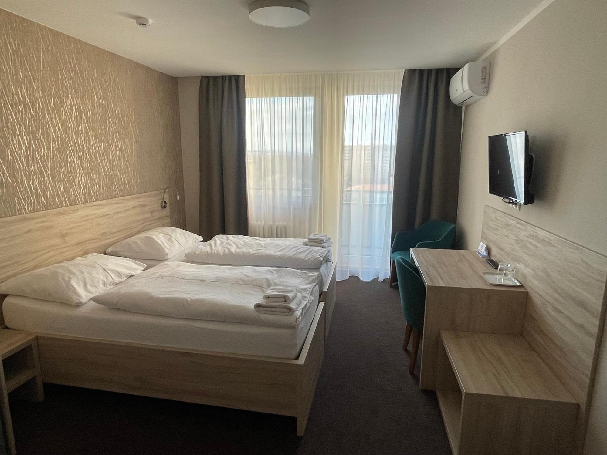 Hotel Spectrum Trnava Exterior photo