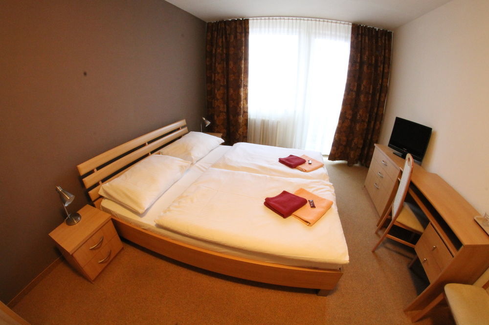 Hotel Spectrum Trnava Exterior photo