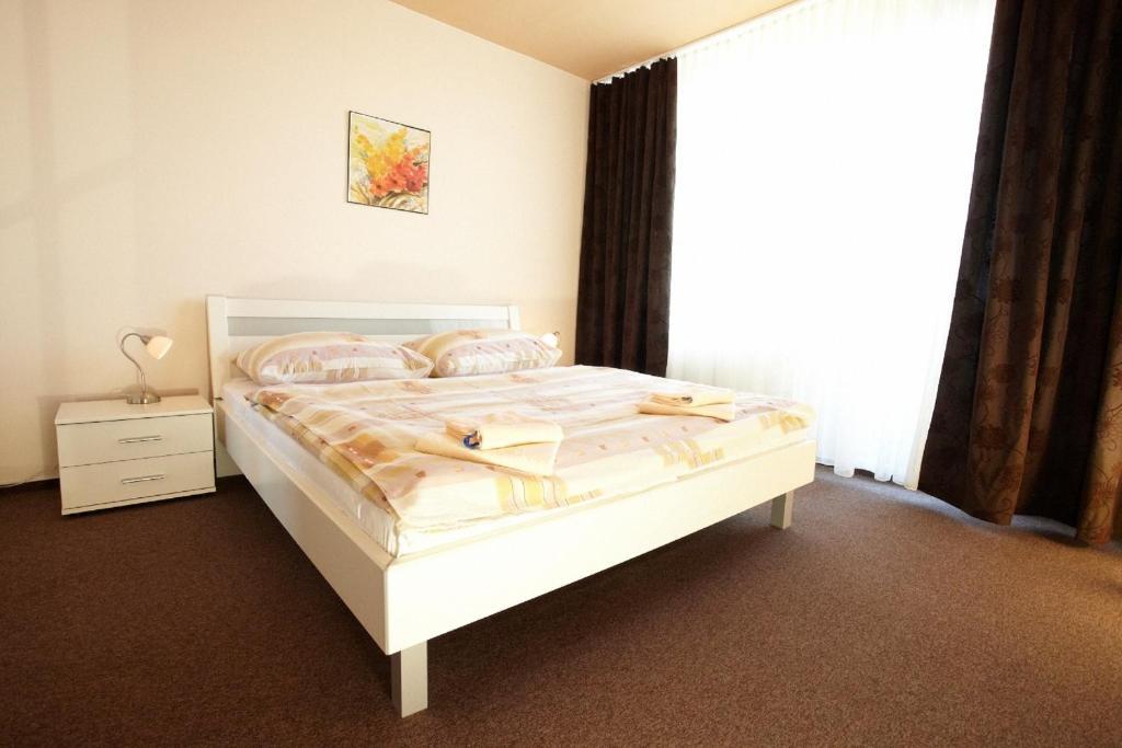 Hotel Spectrum Trnava Room photo